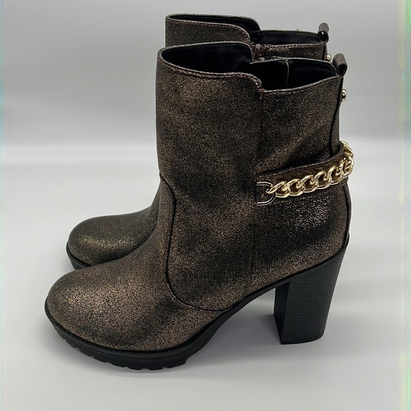 G By Guess - Greedy Gold Glitter Moto Boot With Gold Chain Size 10 - Picture 1 of 15